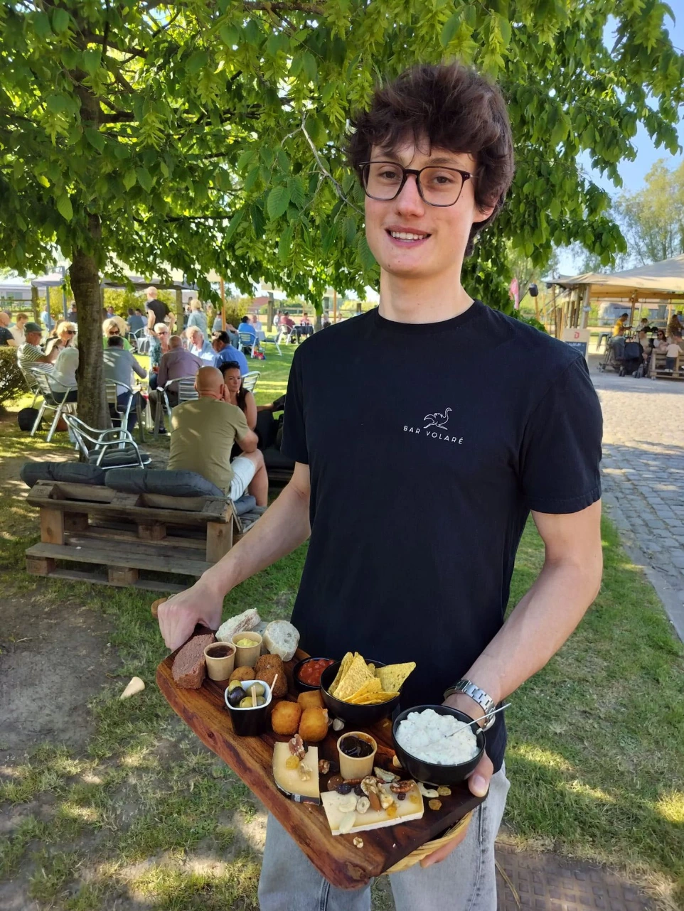 Een struise plank (tapasplank)